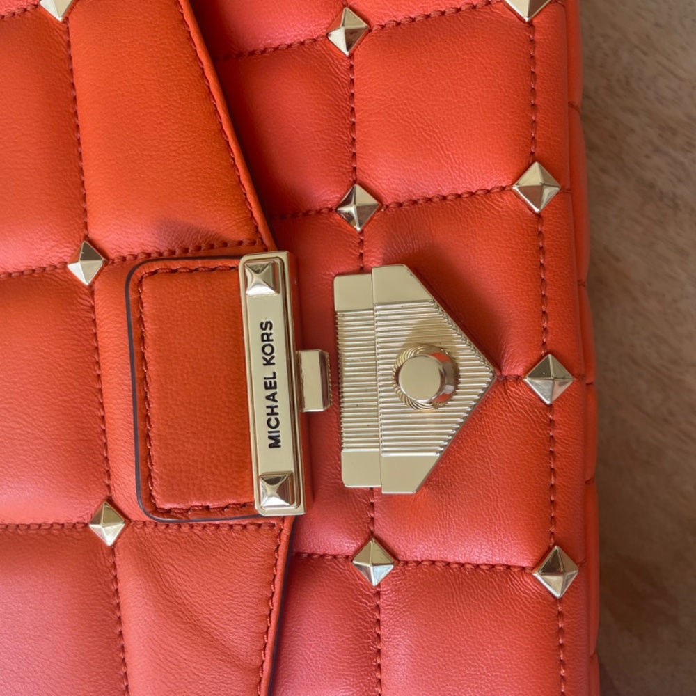 Michael Kors NWT SoHo Shoulder Bag in Clementine - Picture 11 of 13